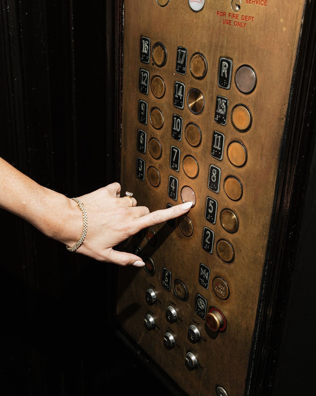 ELEVATOR HAUTEL AGENCY